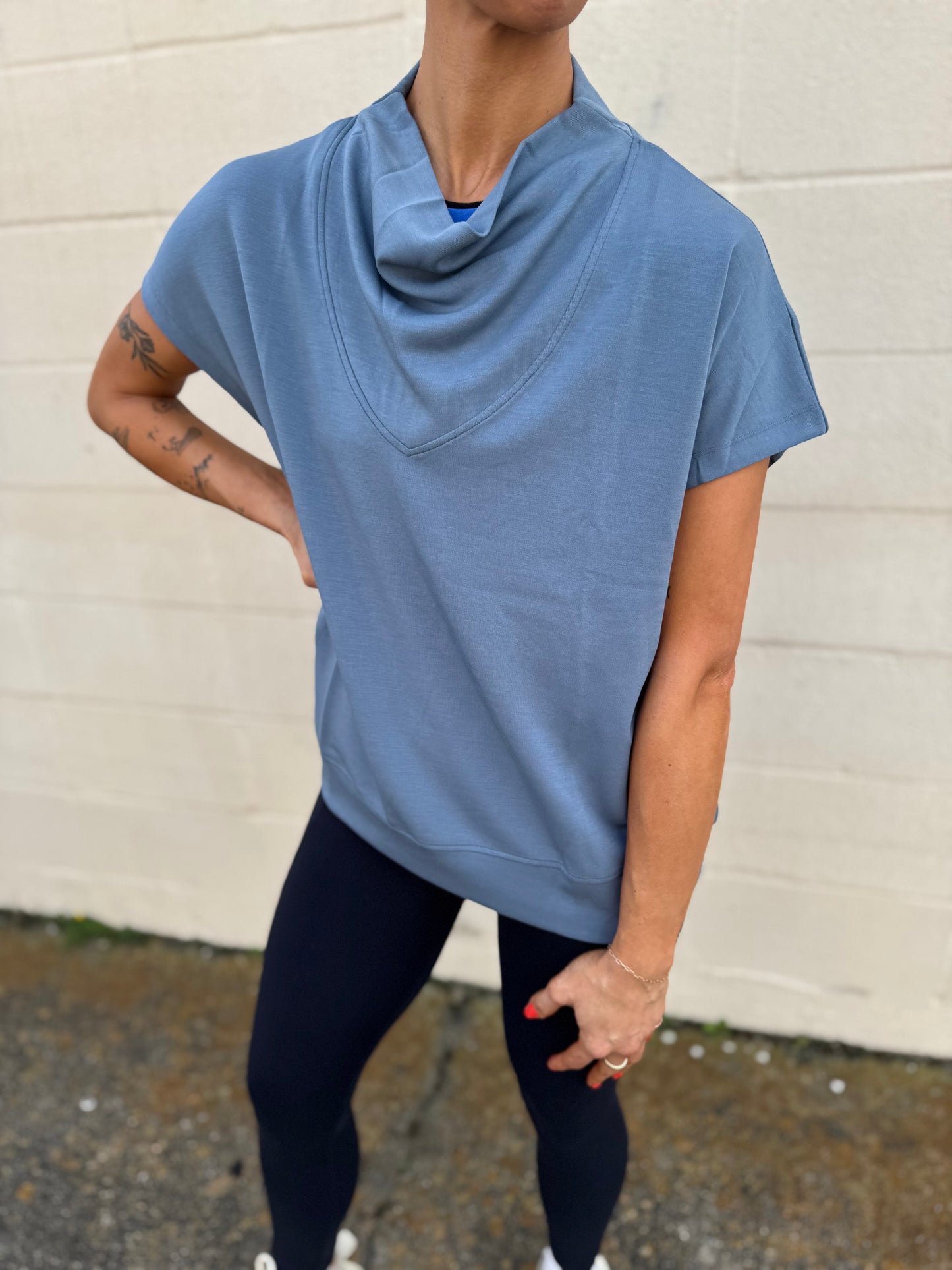 Laguna wide neck Top